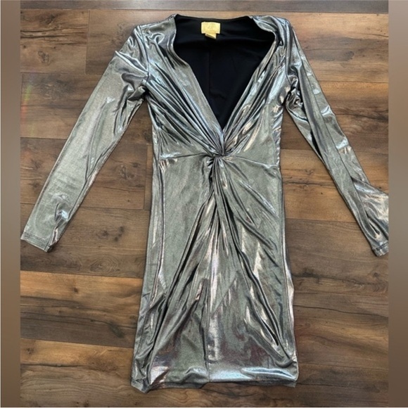 H&M Dresses & Skirts - ✨ H&M Metallic Silver Long Sleeve Bodycon Dress – Size 2 ✨